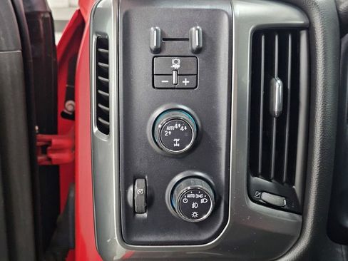 Used 2017 Chevrolet Silverado 1500 LT w/ All Star Edition AWD/4WD image 30