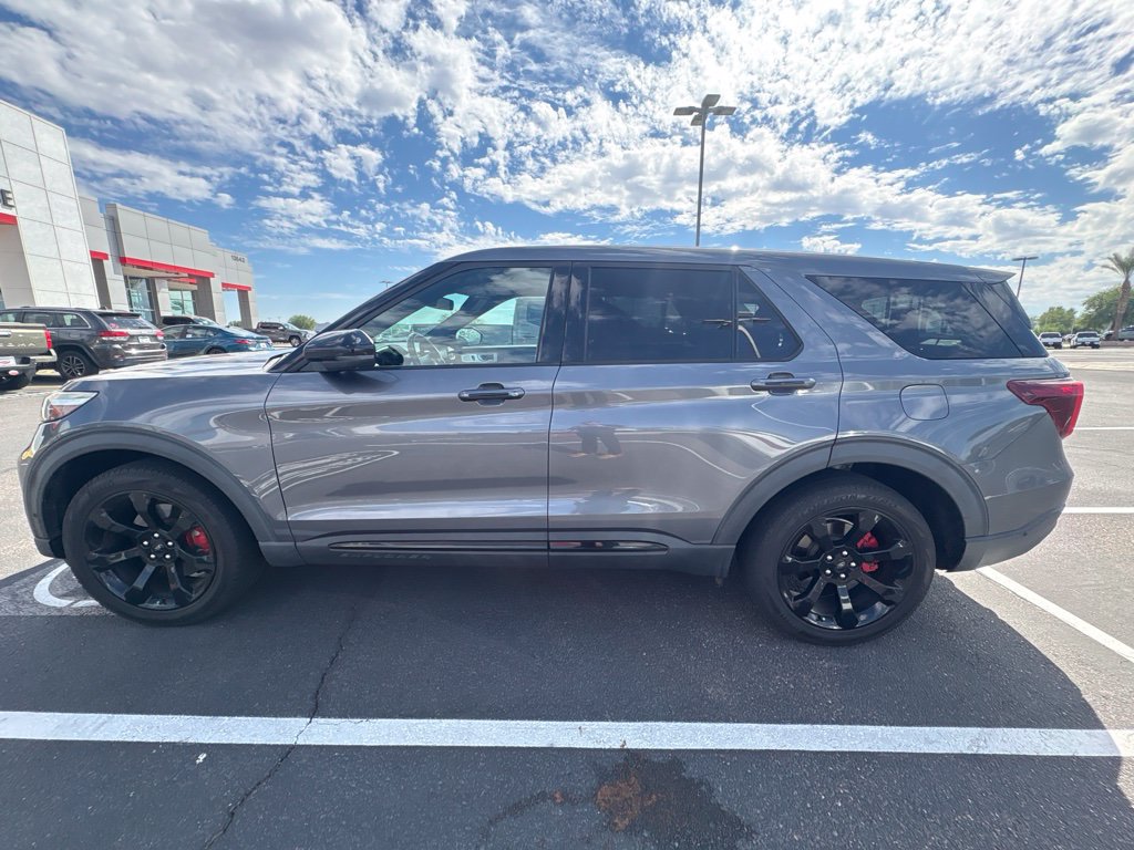 Used 2021 Ford Explorer ST w/ Equipment Group 401A AWD/4WD image 5
