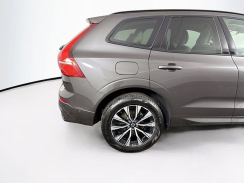 Used 2023 Volvo XC60 B5 Plus AWD/4WD image 47