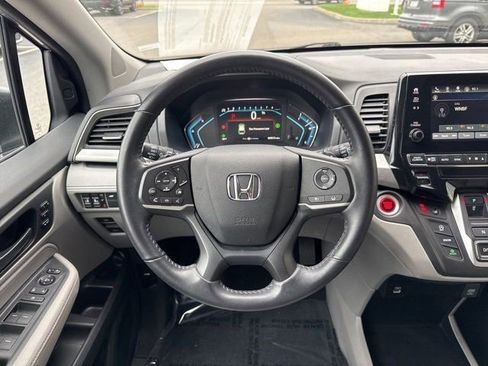 Used 2024 Honda Odyssey EX-L image 13