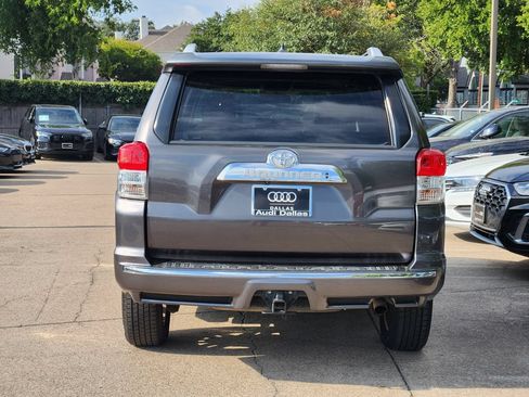 Used 2013 Toyota 4Runner Limited RWD image 9