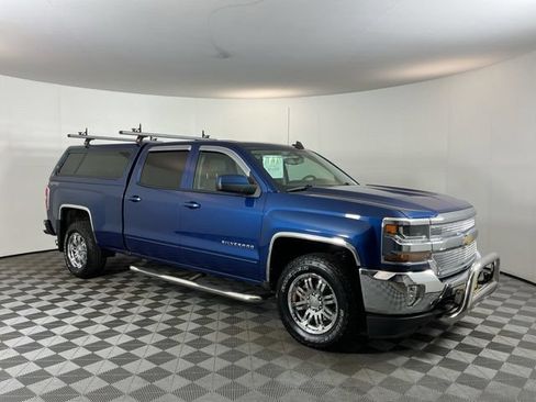 Used 2017 Chevrolet Silverado 1500 LT w/ All Star Edition AWD/4WD image 3