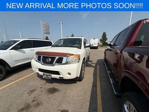 Used 2011 Nissan Armada SL AWD/4WD image 2