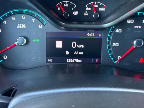 Used 2021 Chevrolet Colorado Z71 w/ Safety Package AWD/4WD image 27