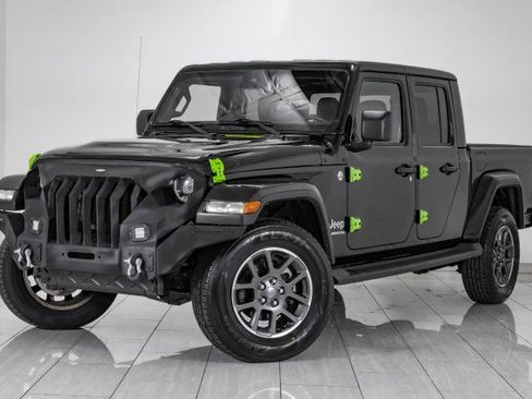 Used 2021 Jeep Gladiator Overland w/ Uconnect 4C Nav & Sound Group image 4