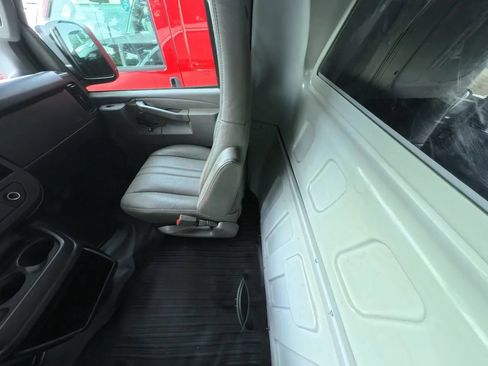 Used 2020 Chevrolet Express 2500 w/ Driver Convenience Package RWD image 24