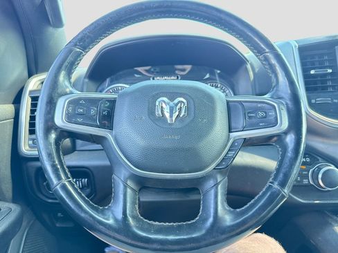 Used 2019 RAM 1500 Big Horn AWD/4WD image 11