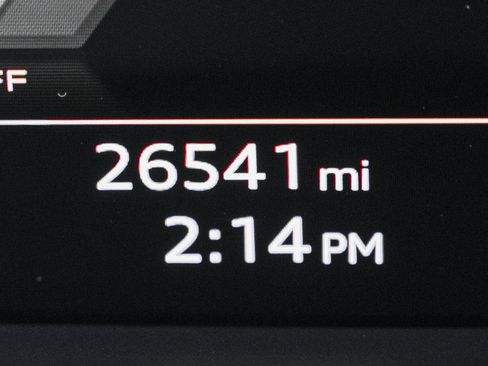 Used 2023 Audi SQ8 Prestige image 20