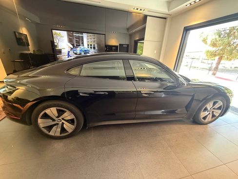 Used 2023 Porsche Taycan RWD image 7