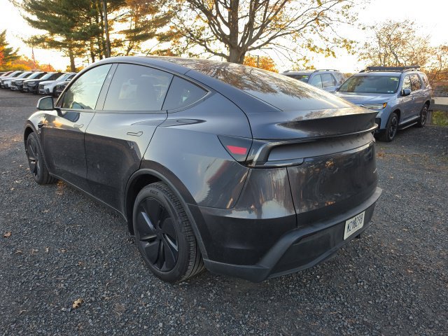 Used 2026 Tesla Model Y Long Range AWD/4WD image 5