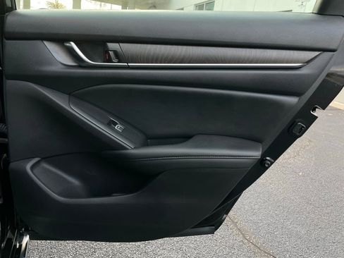 Certified 2021 Honda Accord EX-L image 35