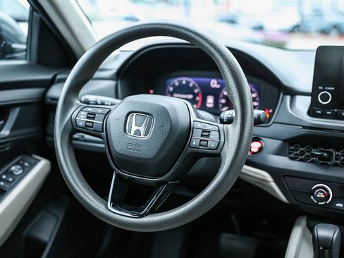 Used 2024 Honda Accord LX image 22