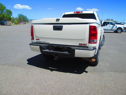 Used 2013 GMC Sierra 1500 SLT AWD/4WD image 4