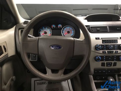 Used 2010 Ford Focus S image 41