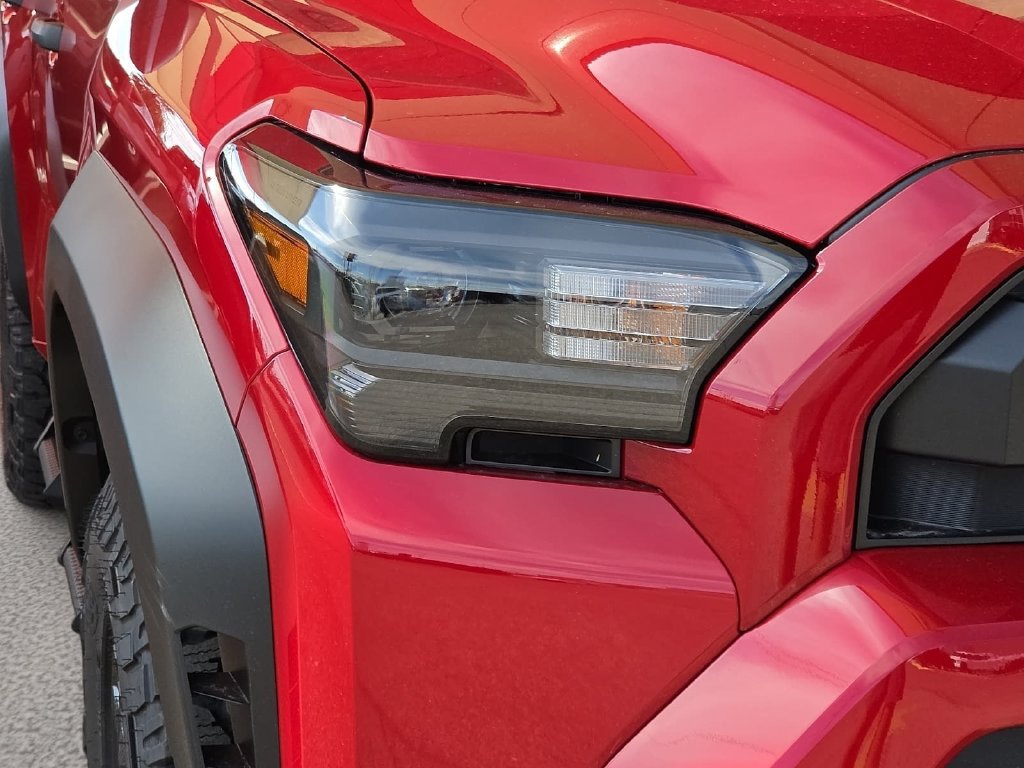 New 2026 Toyota 4Runner SR5 AWD/4WD image 8