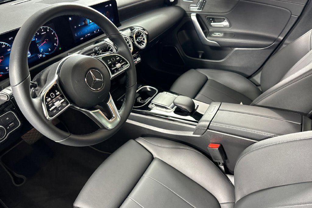 Certified 2023 Mercedes-Benz CLA 250 image 13