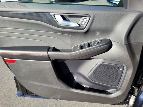 Used 2024 Ford Escape ST-Line w/ Equipment Group 301A image 19