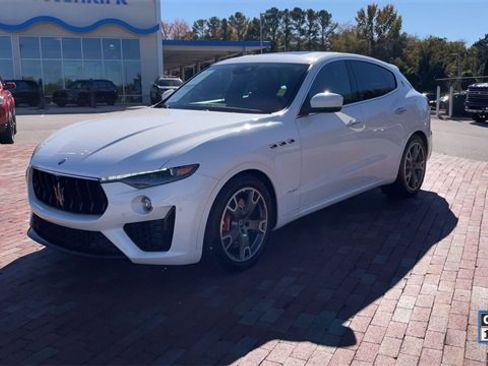 Used 2021 Maserati Levante S GranSport image 5