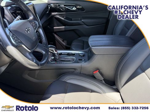 Used 2022 Chevrolet Traverse RS w/ LPO, Cargo Package FWD image 18