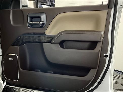 Used 2016 GMC Sierra 2500 Denali w/ Duramax Plus Package image 21