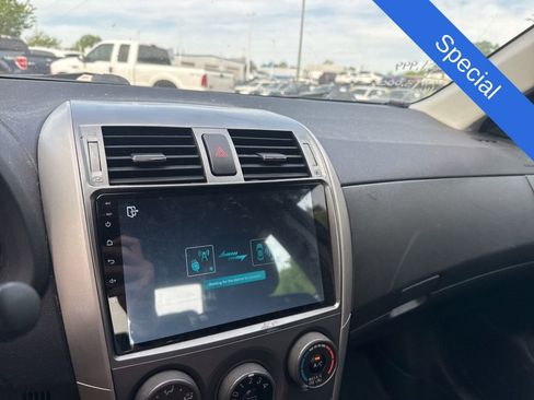 Used 2012 Toyota Corolla S image 11