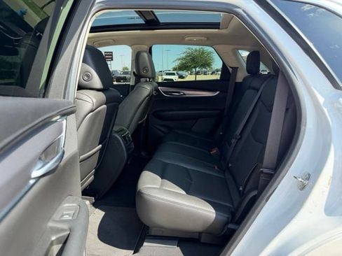 Used 2019 Cadillac XT5 Premium Luxury w/ Driver Assist Package FWD image 13