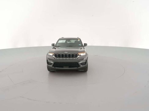 New 2025 Jeep Grand Cherokee Limited image 2