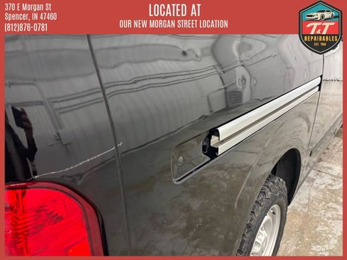 Used 2019 Nissan NV 3500 S image 21
