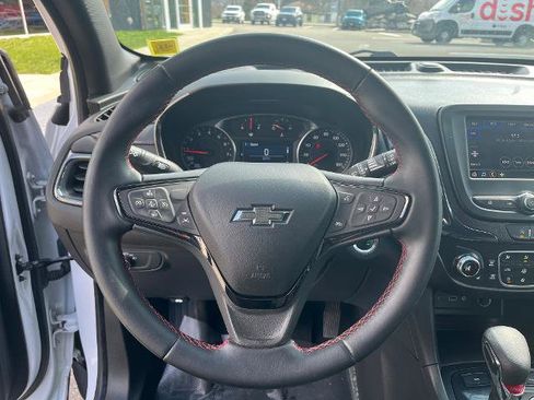 Used 2024 Chevrolet Equinox RS AWD/4WD image 11