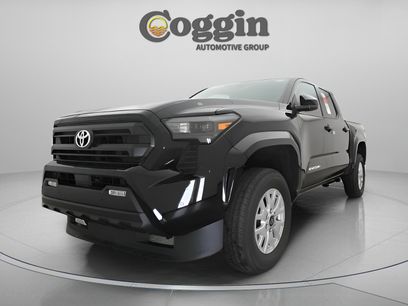 Used 2025 Toyota Tacoma SR5