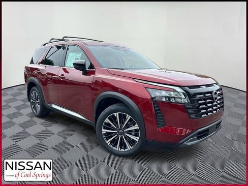 New 2026 Nissan Pathfinder Platinum w/ Lighting Package AWD/4WD image 1