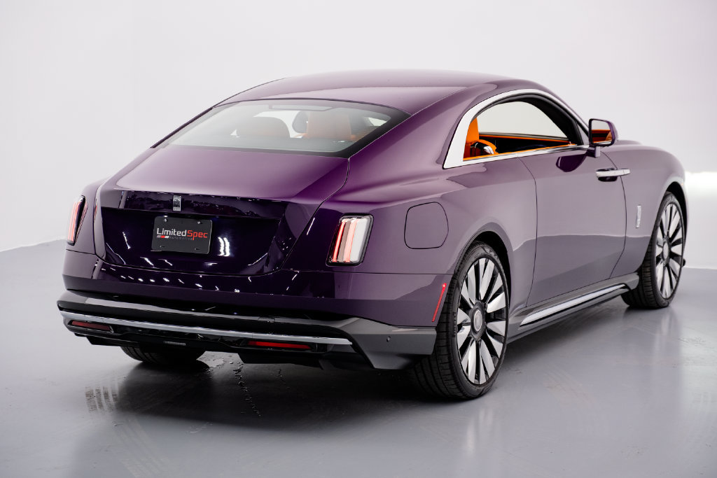 Used 2024 Rolls-Royce Spectre w/ Spectre Launch Package AWD/4WD image 24