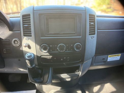 Used 2016 Mercedes-Benz Sprinter 3500 image 10