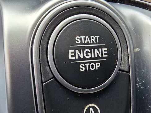 Certified 2024 Mercedes-Benz GLB 250 4MATIC image 26