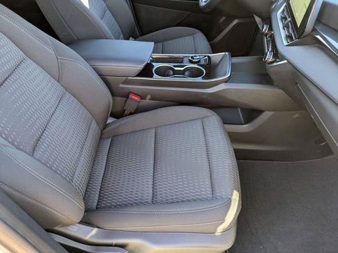 Used 2026 Chevrolet Equinox LT FWD image 26