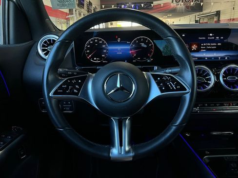 Used 2025 Mercedes-Benz GLA 250 image 39
