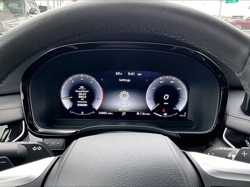 Certified 2025 INFINITI QX60 Luxe FWD image 29
