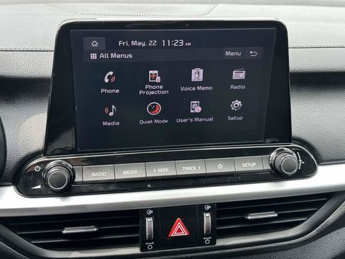 Used 2024 Kia Forte LXS w/ LXS Technology Package FWD image 18