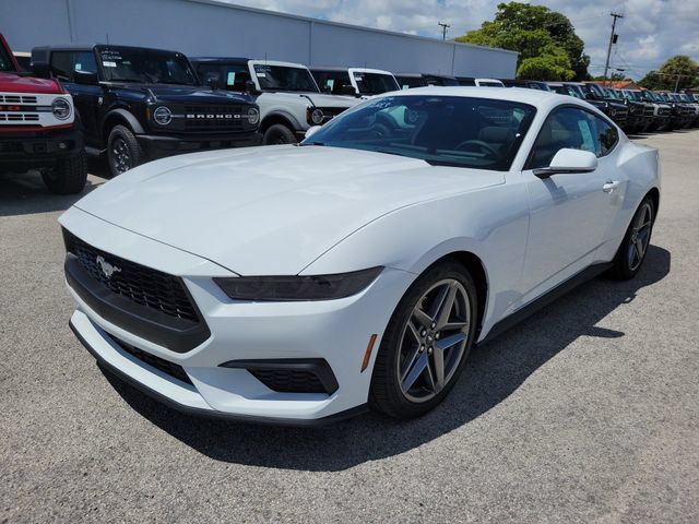 New 2026 Ford Mustang Coupe RWD image 4