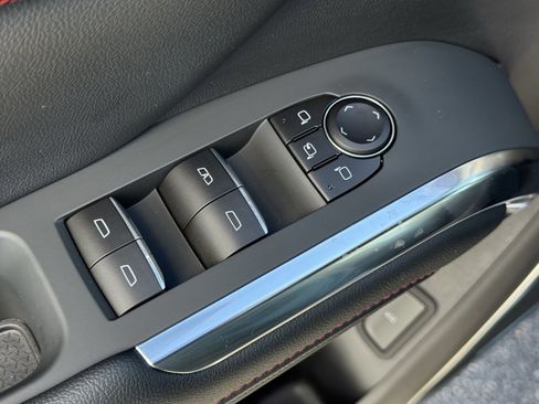 New 2026 Chevrolet Traverse RS image 15