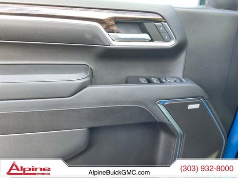 Used 2023 GMC Sierra 1500 Elevation w/ Preferred Package image 19