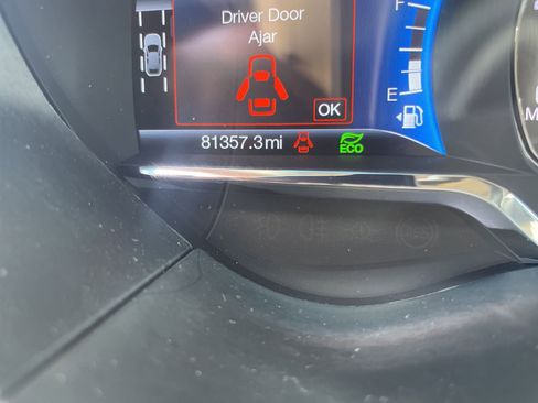 Used 2019 Lincoln MKZ Reserve FWD image 7