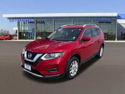 Used 2017 Nissan Rogue SV