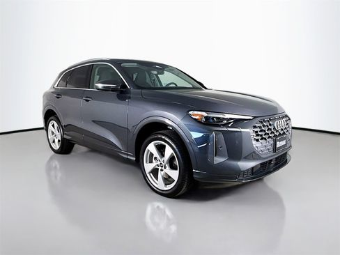 New 2025 Audi Q5 Premium Plus image 1