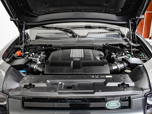 Used 2023 Land Rover Defender 90 V8 image 42