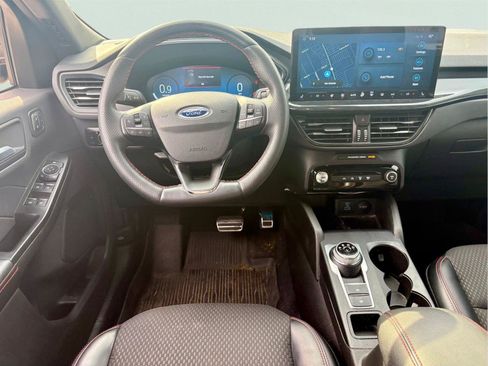 Used 2023 Ford Escape ST-Line Select AWD/4WD image 12