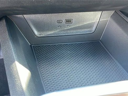 New 2026 Chevrolet Equinox LT image 18