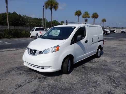 Used 2020 Nissan NV200 S FWD image 18