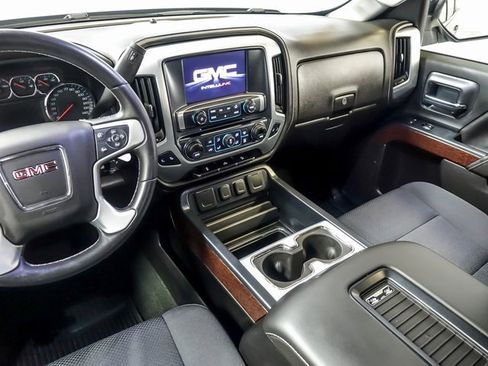 Used 2018 GMC Sierra 1500 SLE w/ SLE Value Package image 17