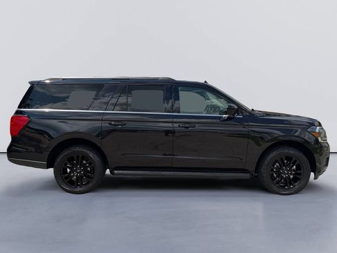 Used 2024 Ford Expedition Max XLT AWD/4WD image 2